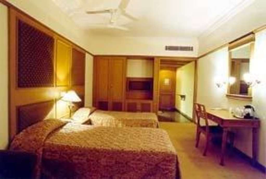 Quality Hotel D V Manor Vijayawāda Habitación foto